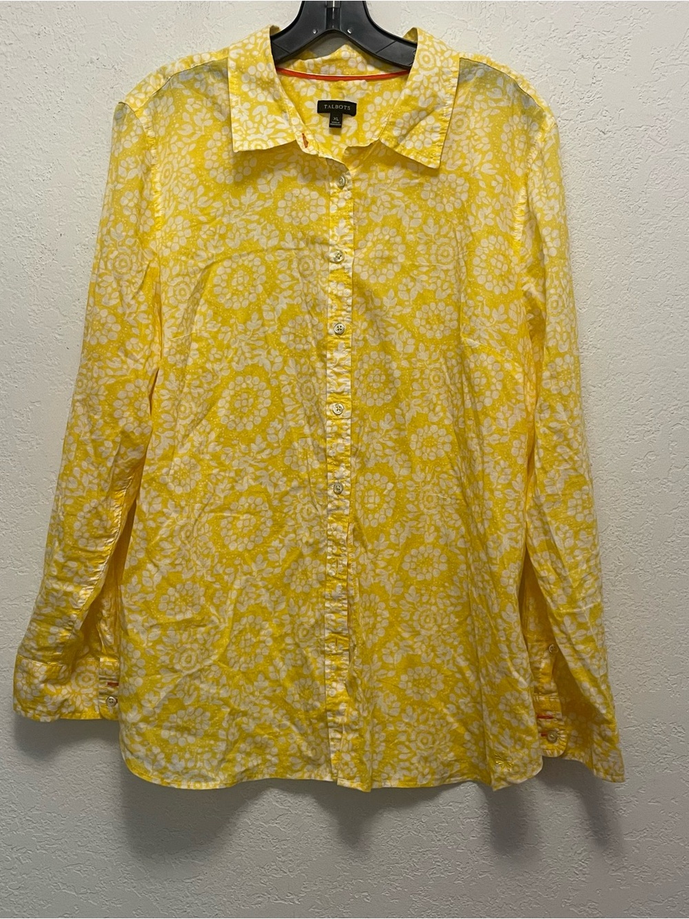 Talbots Women Long Sleeve Button Up Yellow White Floral Print XL Collared Shirt